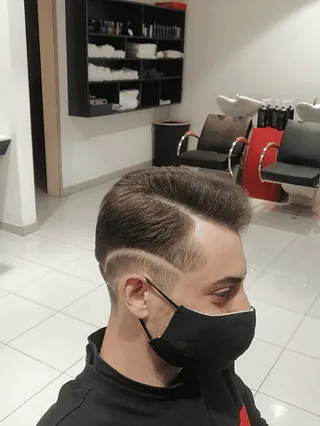 Chema Perruquers barberia